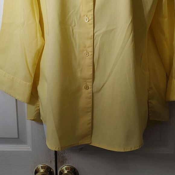 Foxcroft yellow button down wrinkle free 3/4 length sleeve shirt Sz 14 EUC - Picture 2 of 5